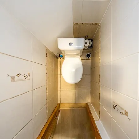 Cozy 2-bedroom Near & Town Centre Apartament *
