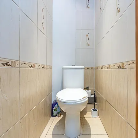 Cozy 2-bedroom Near & Town Centre Apartament *